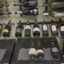 ShoWall Front 9 Weinregale aus Metall