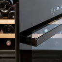 Wbudowana lodówka kolumnowa Piwnica na 28 butelek o pojedynczej temperaturze