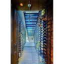 Podłogowy metalowy stojak na butelki ShoWall od 84 do 252 butelek.