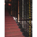 Podłogowy metalowy stojak na butelki ShoWall od 84 do 252 butelek.