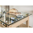 Weinkollektionstisch