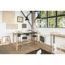 Weinkollektionstisch