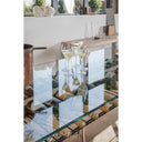 Weinkollektionstisch